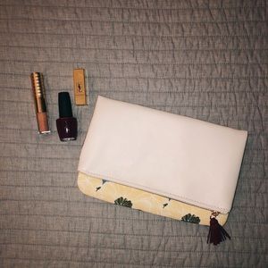 Rachel Pally x FabFitFun Reversible Clutch